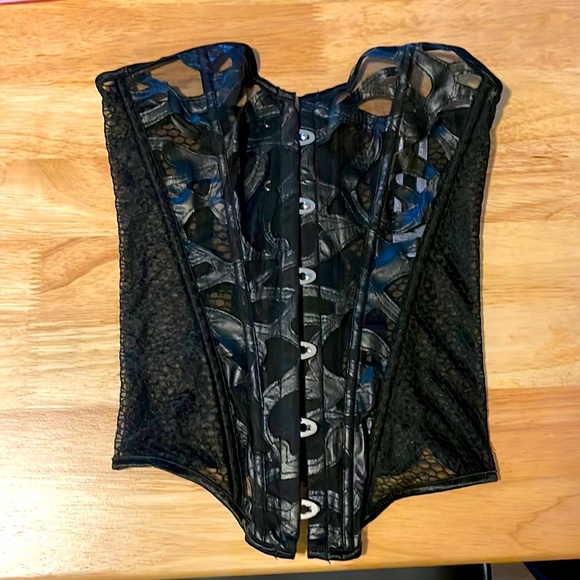PLT corset top - Picture 2 of 6